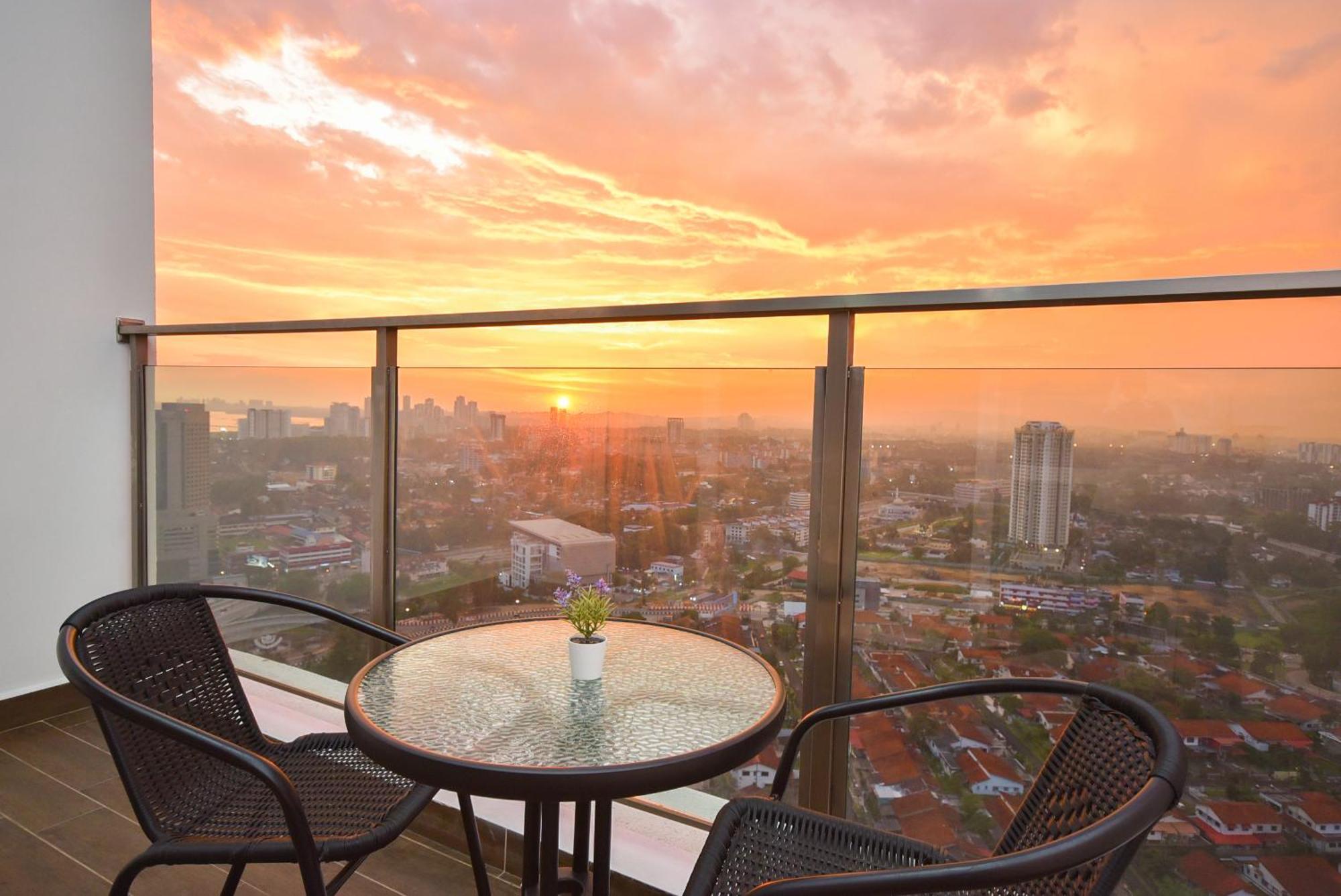 Apartment Tritower By Nest Home【walking Distance To Ciq】 *