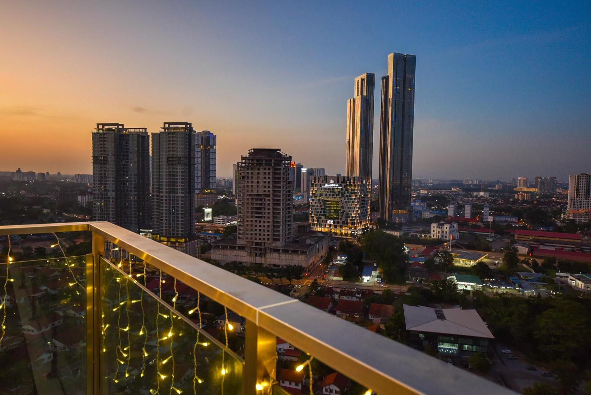 Tritower By Nest Home【walking Distance To Ciq】 Johor Bahru