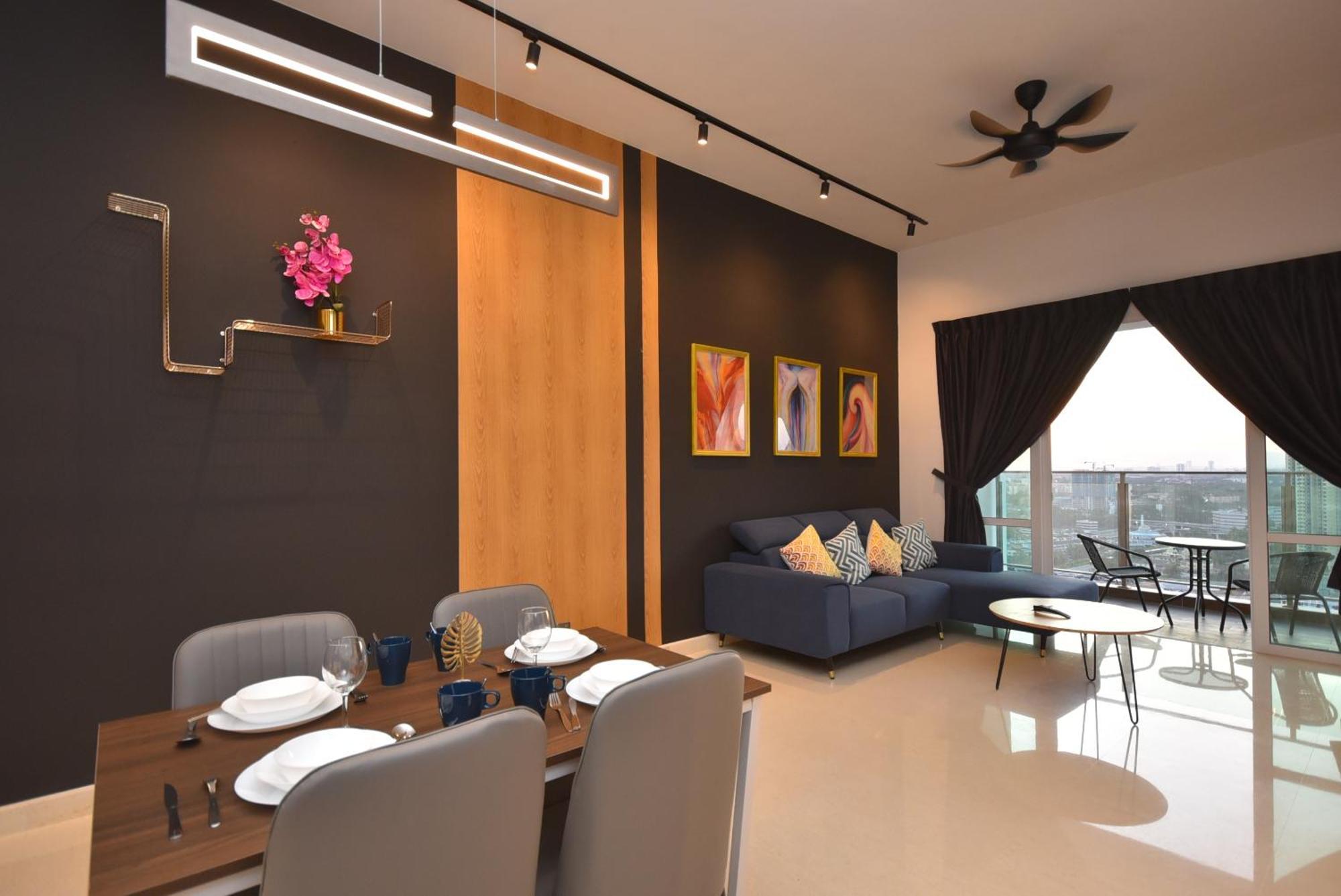 Tritower By Nest Home【walking Distance To Ciq】 * Johor Bahru