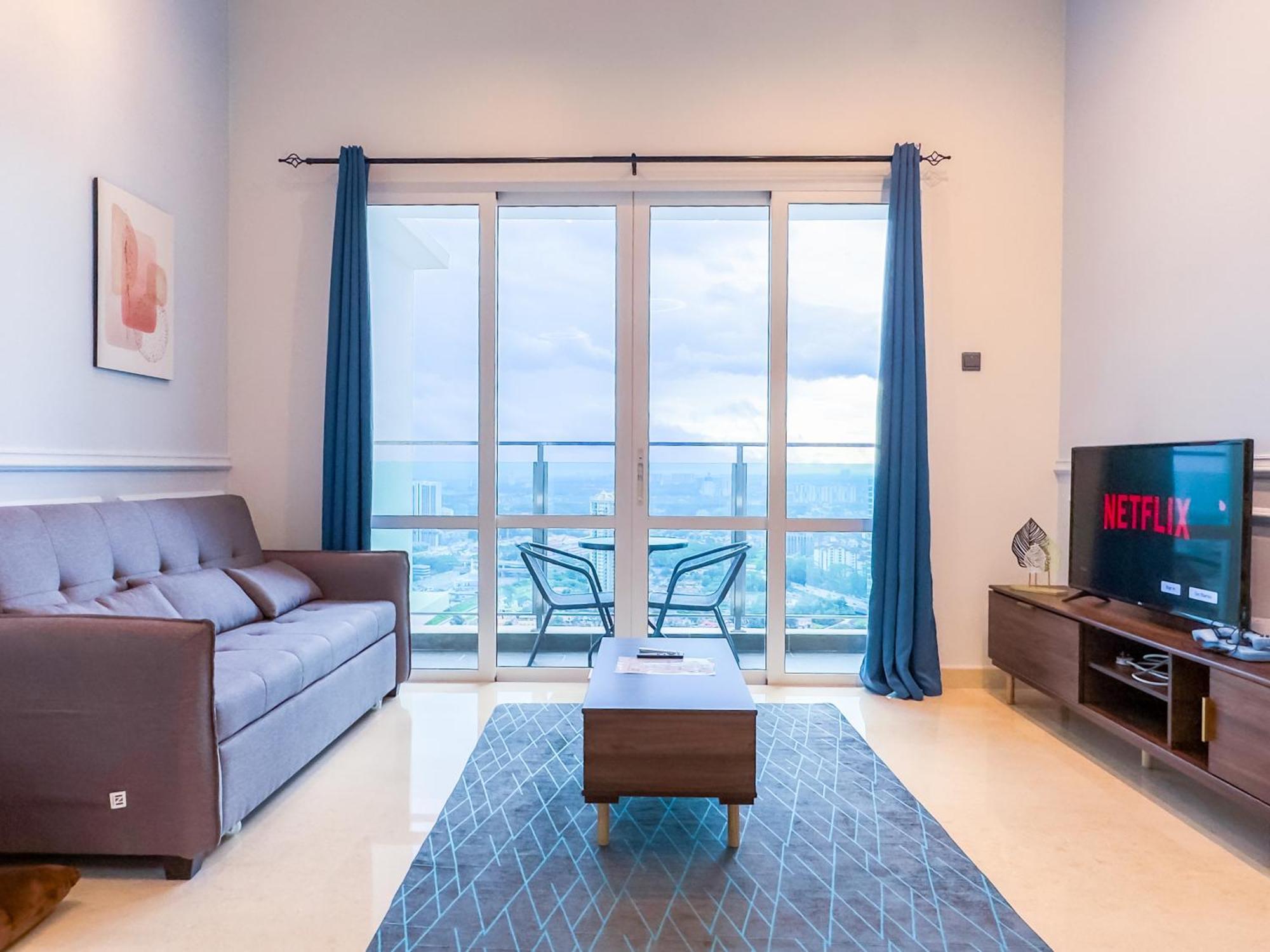 Tritower By Nest Home【walking Distance To Ciq】 * Johor Bahru