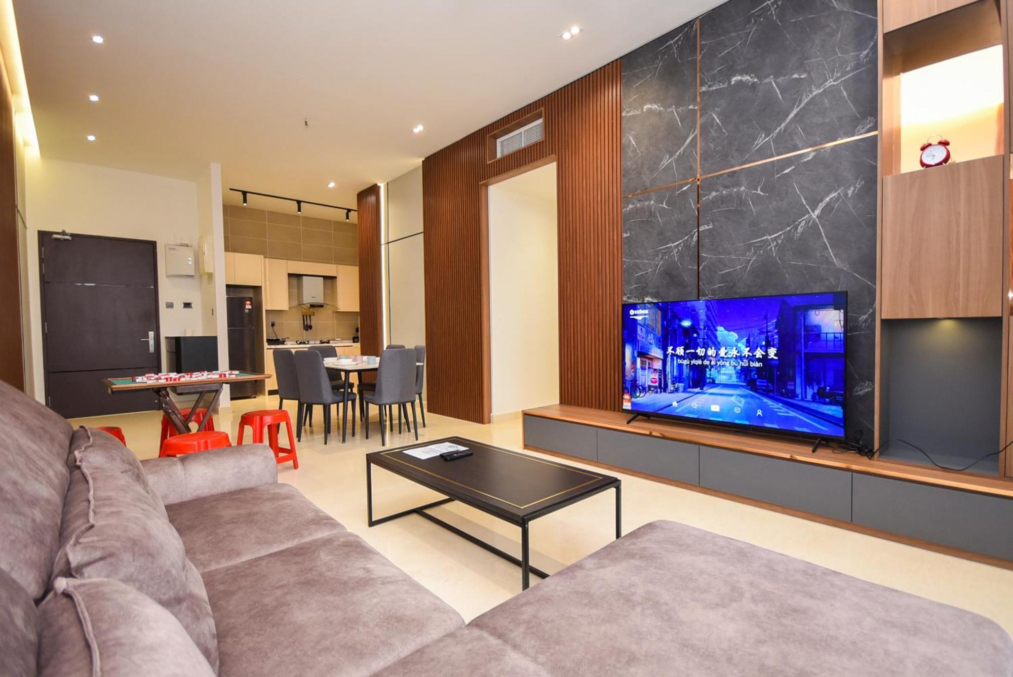 Tritower By Nest Home【walking Distance To Ciq】 *
